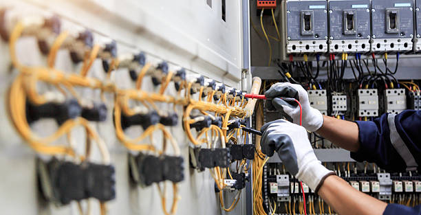 Professional Electrician technician working in Lakeview, MI